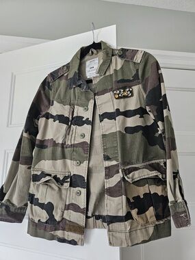 Bershka Camouflage Utility Jacket in Olive, Tan & Brown